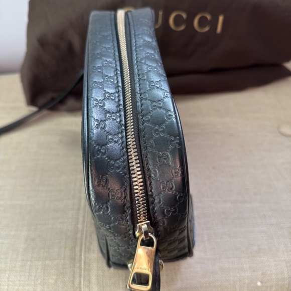 Gucci micro monogram camera bag: authentic - Picture 6 of 10